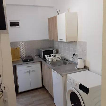 Adriatica Apartmán *